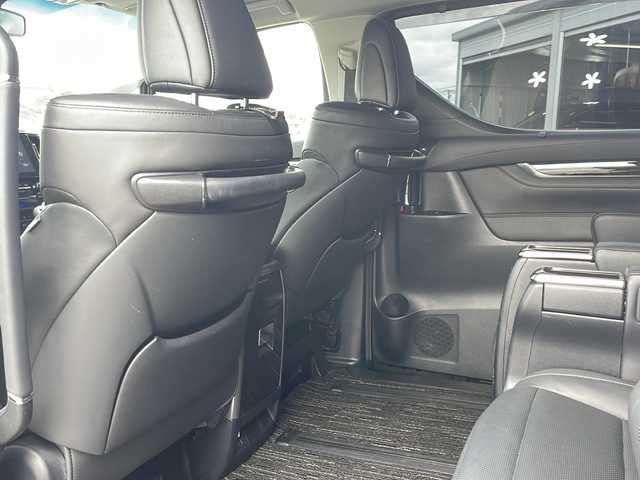 トヨタ アルファードハイブリット SR Cパッケージ 道東・釧路十勝 2016(平28)年 7.5万km スパークリングブラックパールクリスタルシャイン ・4WD/・モデリスタエアロ/・純正9インチディスプレイオーディオ/（ナビ・BT・CD・DVD・AUX・SD・USB・フルセグ）/・JBLプレミアムサウンド/・バックカメラ/・両側パワースライドドア/・パワーバックドア/・レーダークルーズコントロール/・衝突被害軽減ブレーキ/・クリアランスソナー/・横滑り防止装置/・パーキングアシスト/・前席シートヒーター/・前席パワーシート/・ステアリングスイッチ/・電動格納ミラー/・ETC/・レザーシート/・ステアリングヒーター/・LEDヘッドライト/・オートライト/・オートマチックハイビーム/・スマートキー/・プッシュスタート