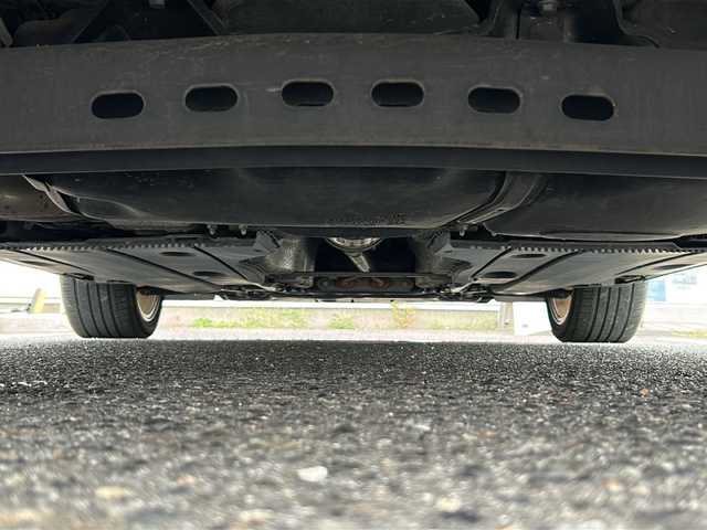 フォルクスワーゲン ゴルフ TSIコンフォートライン 愛知県 2016(平28)年 8万km 白 /禁煙車/正規ディーラー車//メーカーナビ/フルセグTV//Bluetooth//バックカメラ//ビルトインETC//アダプティブクルーズコントロール//フロントアシスト//レーンアシスト//疲労検知システム//電子パーキング//オートホールド//パドルシフト//ステアリングスイッチ//電動格納ウィンカーミラー//プッシュスタート//HIDオートライト//フォグランプ//純正17インチアルミ//社外フロアマット//新車保証書//スペアキー