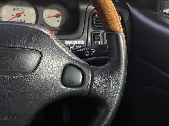 ダイハツ オプティ クラシック Sエディション 愛媛県 2000(平12)年 14.3万km ホワイトパールマイカ 社外オーディオ/社外アルミホイール/AC/電格ミラー/純正フロアマット/取扱説明書