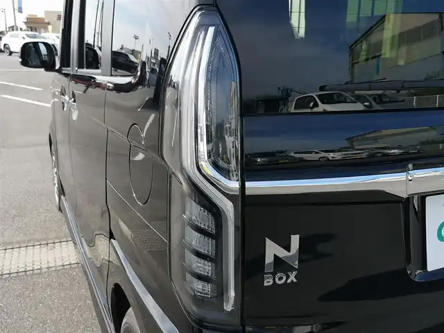ホンダ Ｎ ＢＯＸ カスタム L 茨城県 2022(令4)年 2.1万km クリスタルブラックパール 純正ナビ/【DISC・ラジオ・TV・iPod・SD・USB・BT・AUX】/シートヒーター/レーダークルコン/ETC/Bカメラ/前後ドラレコ/後方コーナーセンサー/両側パワスラ/オートライト/Fフォグ/LEDライト/ステリモ/アイドリングストップ/純正アルミホイール/チップアップシート/シートバックテーブル/ロールサンシェード