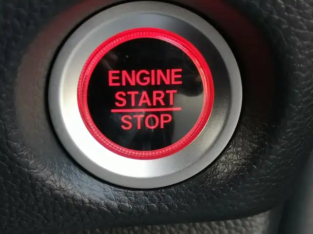 ホンダ Ｎ ＢＯＸ カスタム L 茨城県 2022(令4)年 2.1万km クリスタルブラックパール 純正ナビ/【DISC・ラジオ・TV・iPod・SD・USB・BT・AUX】/シートヒーター/レーダークルコン/ETC/Bカメラ/前後ドラレコ/後方コーナーセンサー/両側パワスラ/オートライト/Fフォグ/LEDライト/ステリモ/アイドリングストップ/純正アルミホイール/チップアップシート/シートバックテーブル/ロールサンシェード