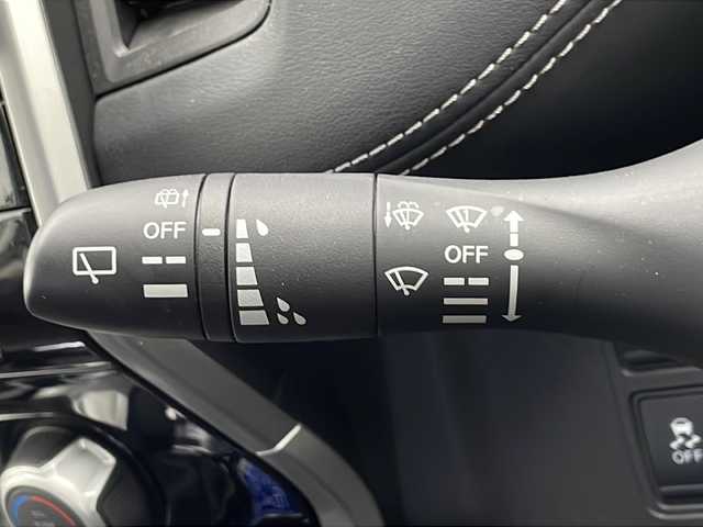 日産 セレナ e－パワー ハイウェイスター V 千葉県 2018(平30)年 7万km ブリリアントホワイトパール 純正9インチナビ/フルセグ BT CD DVD USB/全方位カメラ/純正フリップダウンモニター/プロパイロット/レーダークルーズコントロール/衝突軽減ブレーキ/レーンキープアシスト/両側パワースライドドア/デジタルインナーミラー/ステアリングスイッチ/ステアリングヒーター/前席シートヒーター/コーナーセンサー/純正フロアマット/純正アルミホイール/LEDヘッドライト/オートライト/プッシュスタート/スマートキー