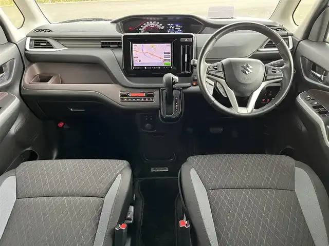 スズキ ソリオ バンディット HV MV 奈良県 2022(令4)年 2.5万km ピュアホワイトP 社外ナビ（AVIC-RL812）/（フルセグ／ＢＴ／ＣＤ／ＤＶＤ）/レーダークルーズコントロール/アラウンドビューモニター/後方コーナーセンサー/衝突軽減システム/レーンキープアシスト/両側パワースライドドア/前席シートヒーター/ヘッドアップディスプレイ/後席サンシェード/前後ドライブレコーダー（ZDR016）/ETC/純正15インチAW/スペアキーX1