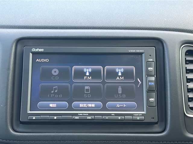 ホンダ ヴェゼル ハイブリッド Z ホンダセンシング 山形県 2018(平30)年 8.2万km プラチナホワイトパール 禁煙車/ホンダセンシング/クルーズコントロール/レーンキープアシスト/横滑り防止装置/前後ドライブレコーダー/純正ナビ/（Bluetooth/AM/FM/USB)/ステアリングスイッチ/パドルシフト/ハーフレザー/前席シートヒーター/純正フロアマット/純正ETC/スマートキー×２/オートLEDヘッドライト/電動格納ミラー/ドアバイザー