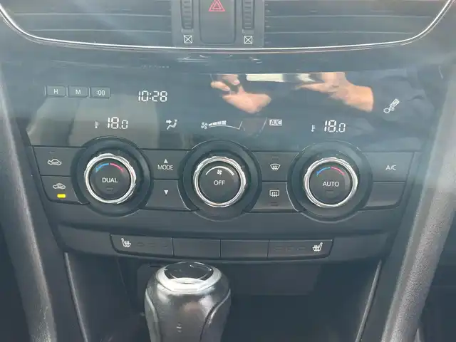 マツダ アテンザ セダン 25S Lパッケージ 愛知県 2014(平26)年 5.8万km ブルーリフレックスマイカ スマートキー/プッシュスタート/純正8インチナビ/TV/BT/バックカメラ/純正ETC/純正19インチAW/BOSEサウンドシステム/レーダークルーズコントロール/アイドリングストップ/レザーシート/パワーシート（D席メモリー付き）/前席シートヒーター/純正フロアマット