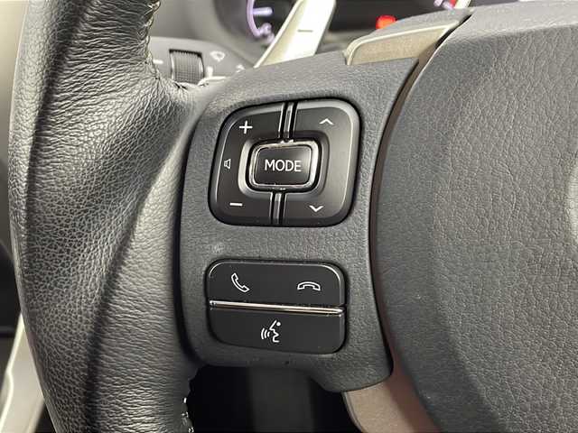 レクサス ＮＸ 200t Iパッケージ 愛知県 2016(平28)年 2.1万km ソニッククォーツ 純正ナビ/【Bluetooth/フルセグTV/USB/AM/FM/CD】/サンルーフ/三眼LEDヘッドライト/バックカメラ/衝突被害軽減ブレーキ/クルーズコントロール/パドルシフト/ステアリングヒーター/レザーシート/ポジションメモリーシート/前席パワーシート/前席シートヒーター/ドライブレコーダー/ETC/TVキャンセラー/プッシュスタート/スペアキー/電動格納ミラー/純正18インチアルミホイール/オートライト