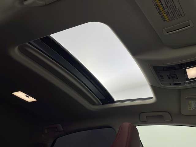 レクサス ＮＸ 200t Iパッケージ 愛知県 2016(平28)年 2.1万km ソニッククォーツ 純正ナビ/【Bluetooth/フルセグTV/USB/AM/FM/CD】/サンルーフ/三眼LEDヘッドライト/バックカメラ/衝突被害軽減ブレーキ/クルーズコントロール/パドルシフト/ステアリングヒーター/レザーシート/ポジションメモリーシート/前席パワーシート/前席シートヒーター/ドライブレコーダー/ETC/TVキャンセラー/プッシュスタート/スペアキー/電動格納ミラー/純正18インチアルミホイール/オートライト