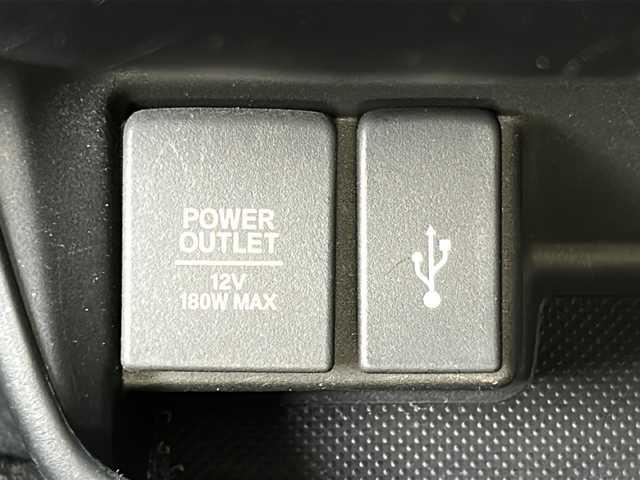 ホンダ フリード ハイブリット G ホンダセンシング 広島県 2020(令2)年 6.2万km ミッドナイトブルービームM 禁煙車/ワンオーナー/ホンダセンシング/・衝突軽減ブレーキ〈CMBS〉/・誤発進抑制機能/・ACC〈アダプティブ・クルーズ・コントロール〉/・LKAS〈車線維持支援システム〉/・行者事故低減ステアリング/・路外逸脱抑制機能/・先行車発進お知らせ機能/・標識認識機能/Cパッケージ/Sパッケージ/・本革巻ステアリングホイール/・コンビシート&専用インテリア/・15インチアルミホイール/・シートバックアッパーポケット/コンフォートビューパッケージ/純正９型ナビ(VXM-207VFNi)/・フルセグTV/CD/DVD/Bluetooth/SD/バックカメラ/両側パワースライドドア/ステアリングスイッチ/オートライト/LEDヘッドライト＋アクティブコーナリングライト/ハーフレザー/シートヒーター/スマートキー/プッシュスタート/純正ドライブレコーダー（DRH-204VD）/ETC/純正ドアバイザー/W+サイド+カーテンエアバック