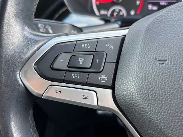 フォルクスワーゲン Ｔ－クロス TSI 1st 宮城県 2020(令2)年 4.8万km 赤 登録時走行距離47160km/純正SDナビ/CD/DVD/Bluetooth/レーンキープ/追従クルーズコントロール/置くだけ充電/ETC/バックカメラ/ステアリングリモコン/アイドリングストップ/コーナーセンサー/LEDヘッドライト/電動格納ミラー/衝突軽減ブレーキ/ルーフレール