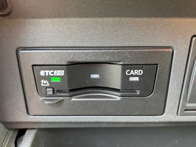 フォルクスワーゲン Ｔ－クロス TSI 1st 宮城県 2020(令2)年 4.8万km 赤 登録時走行距離47160km/純正SDナビ/CD/DVD/Bluetooth/レーンキープ/追従クルーズコントロール/置くだけ充電/ETC/バックカメラ/ステアリングリモコン/アイドリングストップ/コーナーセンサー/LEDヘッドライト/電動格納ミラー/衝突軽減ブレーキ/ルーフレール