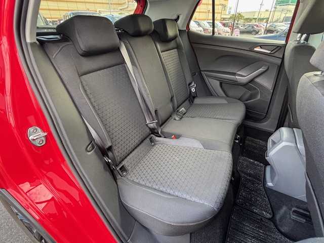 フォルクスワーゲン Ｔ－クロス TSI 1st 宮城県 2020(令2)年 4.8万km 赤 登録時走行距離47160km/純正SDナビ/CD/DVD/Bluetooth/レーンキープ/追従クルーズコントロール/置くだけ充電/ETC/バックカメラ/ステアリングリモコン/アイドリングストップ/コーナーセンサー/LEDヘッドライト/電動格納ミラー/衝突軽減ブレーキ/ルーフレール