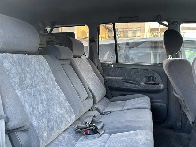 トヨタ ランドクルーザー プラド TX－LTD ワイド 福岡県 2001(平13)年 13.9万km ホワイト/シルバーM 社外ナビ【カロッツェリア　AVIC-MRZ09】　/　フルセグＴＶ・Ｂｌｕｅｔｏｏｔｈ・ラジオ・ＣＤ　/3列シート/背面タイヤ/ドアバイザー/純正フロアマット　/電動パワーアンテナ　/ルーフレール　/純正アルミホイール　/パワーステアリング　/パワーウィンドウ/リモコンキー/スペアキー2本/運転席・助手席エアバッグ/取扱説明書