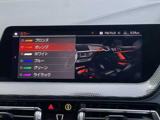 ＢＭＷ １１８ｄ プレイ エディションジョイ+ 山梨県 2021(令3)年 4.7万km サファイアブラックP ワンオーナー/AppleCarPlay/純正HDDナビ/バックカメラ/ドライビングアシスト/・レーンディパーチャーウォーニング/・レーンチェンジウォーニング/・前車接近警告機能/・衝突回避/被害軽減ブレーキ/・後車衝突警告機能/・クロストラフィックウォーニング（リア）/・トラフィックサインアシスト/ビルトインETC（ミラー一体型）/前後ドライブレコーダー/D席パワーシート/置くだけ充電/横滑り防止機能/ブラインドスポットモニター/LEDライト/アクティブクルーズコントロール/スマートキー2個/プッシュスタート