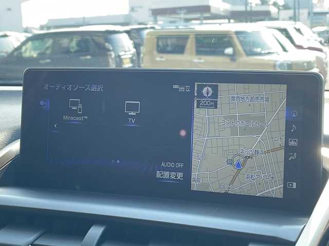 レクサス ＮＸ 300 スパイス&シック 静岡県 2020(令2)年 3.8万km グラファイトブラックガラスフレーク 【主要装備】/サンルーフ　/アラウンドビューモニター　/純正メーカーナビ　/３眼ＬＥＤヘッドライト　/ブラインドスポットビューモニター　/パワーバックドア　/黒レザーシート　/純正１８インチアルミホイール　/衝突軽減システム/前席シートヒーター/前席シートベンチレーション/ステアリングヒーター/電動パーキングブレーキ