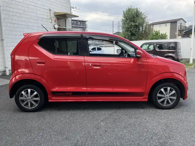 スズキ アルト ターボRS 埼玉県 2015(平27)年 4.9万km ピュアレッド 社外ナビオーディオ（Carrozzeria）/型番：AVIC-ZH0099W/（フルセグTV/BT/DVD/CD/FM/AM）/純正15インチAW付きサマータイヤあり/AW:ENKEI/タイヤ：ブリジストン POTENZA/パドルシフト/ステアリングリモコン/バックカメラ/シートヒーター/衝突被害軽減ブレーキ/アイドリングストップ/横滑り防止機能/プッシュスタート/スマートキー（スペアキーあり）/ストラットタワーバー/KYBショックアブソーバー/フォグライト/ドアバイザー/電動格納ミラー/車両・ナビ取説あり