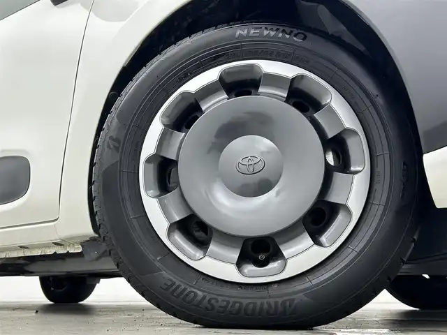 トヨタ シエンタ ハイブリッド Z 群馬県 2023(令5)年 4.9万km ホワイトパールクリスタルシャイン 10.5インチディスプレイオーディオplus/・バックカメラ/Miracast/USB/Bluetooth/フルセグTV/CD/DVDデッキ/アクセサリーコンセント（AC100V）/＝＝＝＝＝＝＝＝＝＝＝＝＝＝＝＝＝＝＝/トヨタセーフティセンス/・プリクラッシュセーフティ/・レーントレーシングアシスト/・レーンディパーチャーアラート/・レーダークルーズコントロール（全車追従機能付）/・アダブティブハイビーム/・オートマチックハイビーム/・ロードサインアシスト/・ドライバー異常時対応システム/・プロアクティブドライビングアシスト/・発進遅れ告知機能/両側パワースライドドア/純正ドライブレコーダー/ビルトインETC/ステアリングスイッチ/純正マット