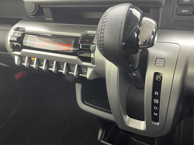 スズキ クロスビー HYBRID MZ 茨城県 2018(平30)年 2万km キャラバンアイボリーパールメタリック/ホワイト 2トーンルーフ 社外8型ナビ/フルセグ/衝突被害軽減ブレーキ/車線逸脱抑制装置/クルーズコントロール/オートマチックハイビーム/クリアランスソナー/ETC/シートヒーター/純正16インチAW/LEDヘッドライト/スマートキー