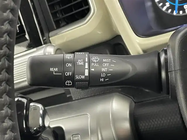 スズキ クロスビー HYBRID MZ 埼玉県 2018(平30)年 2万km キャラバンアイボリーパールメタリック/ホワイト 2トーンルーフ 社外8型ナビ/フルセグ/衝突被害軽減ブレーキ/車線逸脱抑制装置/クルーズコントロール/オートマチックハイビーム/クリアランスソナー/ETC/シートヒーター/純正16インチAW/LEDヘッドライト/スマートキー