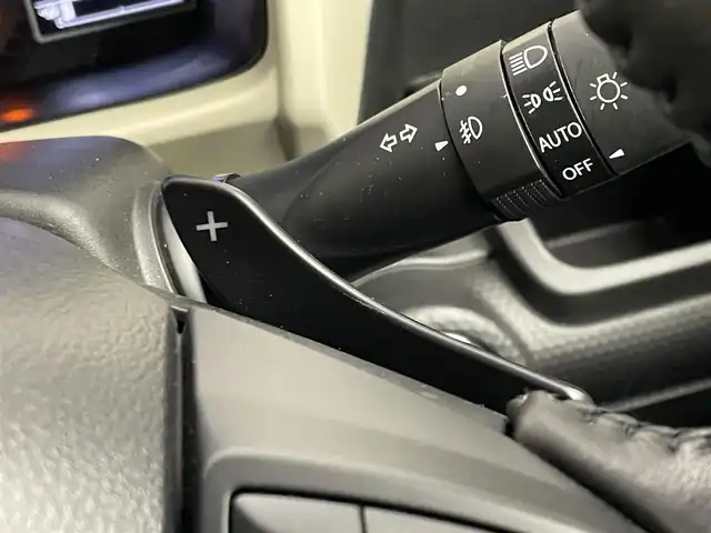 スズキ クロスビー HYBRID MZ 埼玉県 2018(平30)年 2万km キャラバンアイボリーパールメタリック/ホワイト 2トーンルーフ 社外8型ナビ/フルセグ/衝突被害軽減ブレーキ/車線逸脱抑制装置/クルーズコントロール/オートマチックハイビーム/クリアランスソナー/ETC/シートヒーター/純正16インチAW/LEDヘッドライト/スマートキー