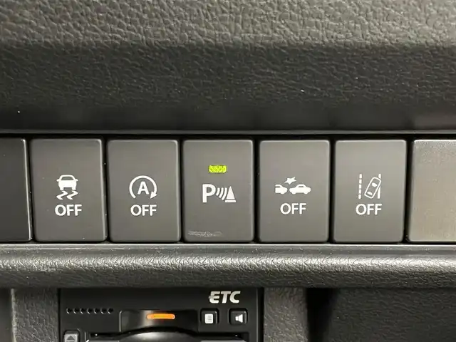 スズキ クロスビー HYBRID MZ 埼玉県 2018(平30)年 2万km キャラバンアイボリーパールメタリック/ホワイト 2トーンルーフ 社外8型ナビ/フルセグ/衝突被害軽減ブレーキ/車線逸脱抑制装置/クルーズコントロール/オートマチックハイビーム/クリアランスソナー/ETC/シートヒーター/純正16インチAW/LEDヘッドライト/スマートキー