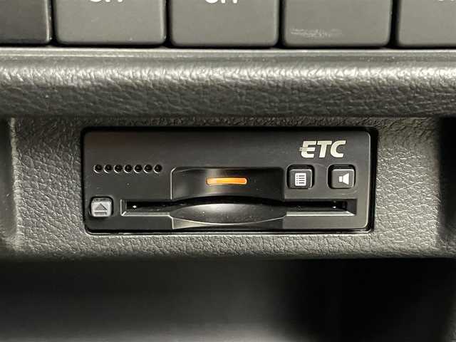 スズキ クロスビー HYBRID MZ 埼玉県 2018(平30)年 2万km キャラバンアイボリーパールメタリック/ホワイト 2トーンルーフ 社外8型ナビ/フルセグ/衝突被害軽減ブレーキ/車線逸脱抑制装置/クルーズコントロール/オートマチックハイビーム/クリアランスソナー/ETC/シートヒーター/純正16インチAW/LEDヘッドライト/スマートキー