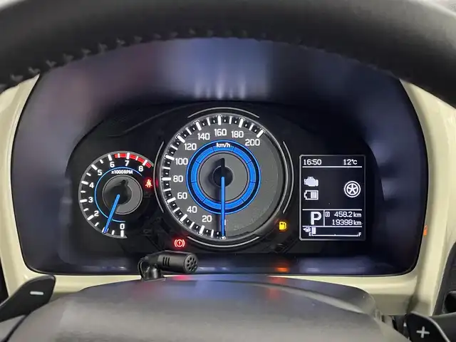 スズキ クロスビー HYBRID MZ 埼玉県 2018(平30)年 2万km キャラバンアイボリーパールメタリック/ホワイト 2トーンルーフ 社外8型ナビ/フルセグ/衝突被害軽減ブレーキ/車線逸脱抑制装置/クルーズコントロール/オートマチックハイビーム/クリアランスソナー/ETC/シートヒーター/純正16インチAW/LEDヘッドライト/スマートキー