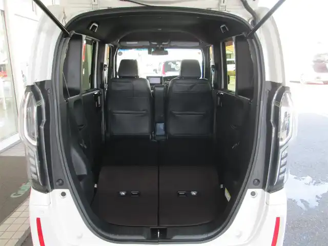 ホンダ Ｎ ＢＯＸ カスタム G L ホンダセンシング 千葉県 2018(平30)年 1.8万km プラチナホワイトパール 純正メモリナビ、フルセグTV/バックカメラ/純正オーディオ【DVD/CD/BT/SD/USB】/両側パワースライドドア/LEDヘッドライト&LEDフォグランプ/純正14インチアルミホイール/アダプティブクルーズコントロール/レーンキープアシスト/ナビ連動ステアリングスイッチ/革調シートカバー/純正前方ドライブレコーダー/ビルトインETC/取扱説明書/新車時保証書/スペアキー