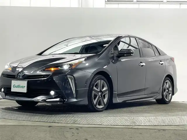 トヨタ プリウス A ツーリングセレクション 大阪府 2021(令3)年 1.6万km グレーメタリック 純正ナビＴＶ　全方位カメラ　モデリスタエアロ　シートヒーター　ハンドルヒーター　ＥＴＣ　ドラレコ　レーダークルコン　レザーシート　パワーシート　クリアランスソナー　ＢＳＭ　レーンアシスト　スマートキー