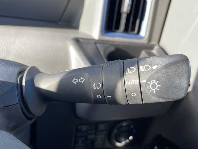 ダイハツ タント カスタム RS セレクション 静岡県 2020(令2)年 2.6万km シャイニングホワイトパール 純正ナビ/地デジTV/純正CD/DVD/Bluetooth/バックカメラ/両側パワースライドドア/スマートアシスト/レーダークルーズコントロール/レーンキープアシスト/純正15インチAW/ビルトインETC/スマートキー