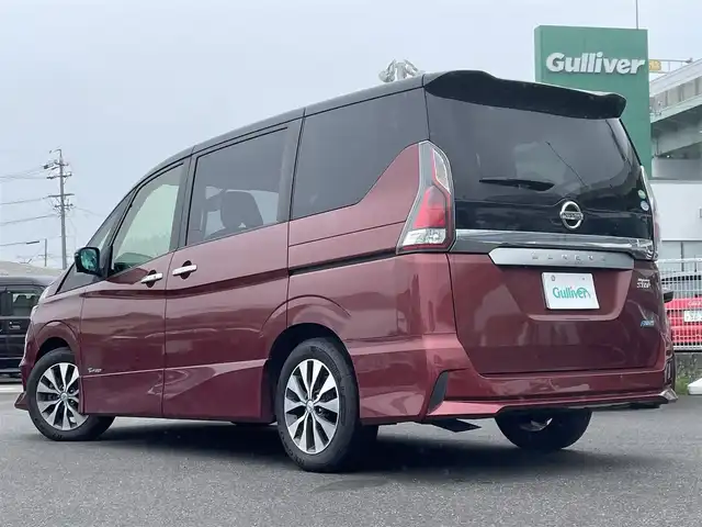 日産 セレナ ハイウェイスター Vセレクション 愛知県 2017(平29)年 7.3万km マルーンレッド 2トーン メーカーナビ　/ＤＴＶ　/ＢＴ　/ＣＤ／ＤＶＤ　/ＵＳＢ　/後席モニター　/全周囲アラウンドビューモニター　/両側パワースライドドア　/衝突軽減ブレーキ　/Ｆドラレコ　/純正フロアマット　/ＥＴＣ　/ステアリングスイッチ