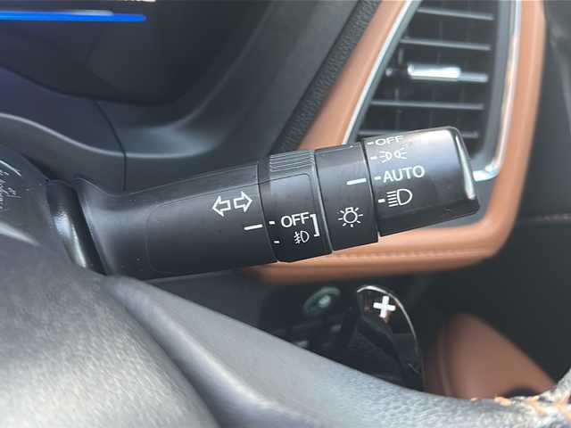 ホンダ ヴェゼル ハイブリッド Z 長野県 2014(平26)年 10.4万km プレミアムディープロッソパール (株)IDOMが運営する【じしゃロン長野店】の自社ローン専用車両になります。こちらは現金またはオートローンご利用時の価格です。自社ローンご希望の方は別途その旨お申付け下さい/純正ナビ/Bluetooth/バックカメラ/フルセグテレビ/ETC/シートヒーター/純正ホイール