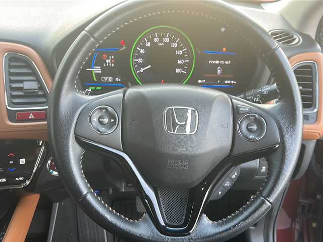 ホンダ ヴェゼル ハイブリッド Z 長野県 2014(平26)年 10.4万km プレミアムディープロッソパール (株)IDOMが運営する【じしゃロン長野店】の自社ローン専用車両になります。こちらは現金またはオートローンご利用時の価格です。自社ローンご希望の方は別途その旨お申付け下さい/純正ナビ/Bluetooth/バックカメラ/フルセグテレビ/ETC/シートヒーター/純正ホイール