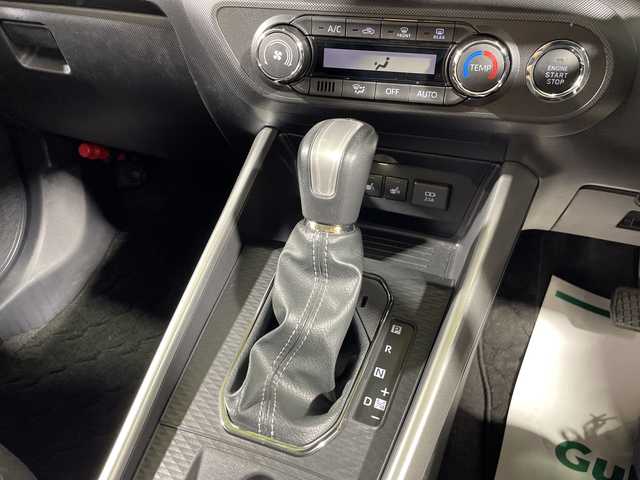 トヨタ ライズ Z 神奈川県 2022(令4)年 1.8万km ブラックマイカメタリック 社外SDナビ【CN-HE01WD】/AM/FM フルセグ Bluetooth　CD　DVD USB/バックカメラ/全車速追従機能付アダプティブクルーズコントロール/前席シートヒーター/前後ドライブレコーダー/ビルトインETC/スマートキー/スペアキー/スマートアシスト/純正LEDヘッドライト/フォグライト/オートライト/アダプティブドライビングハイビーム/純正17インチアルミホイール付きサマータイヤ/レーンキープコントロール/衝突回避支援ブレーキ/ビークルスタビリティコントロール/前後コーナーセンサー/盗難防止装置/アイドリングストップ