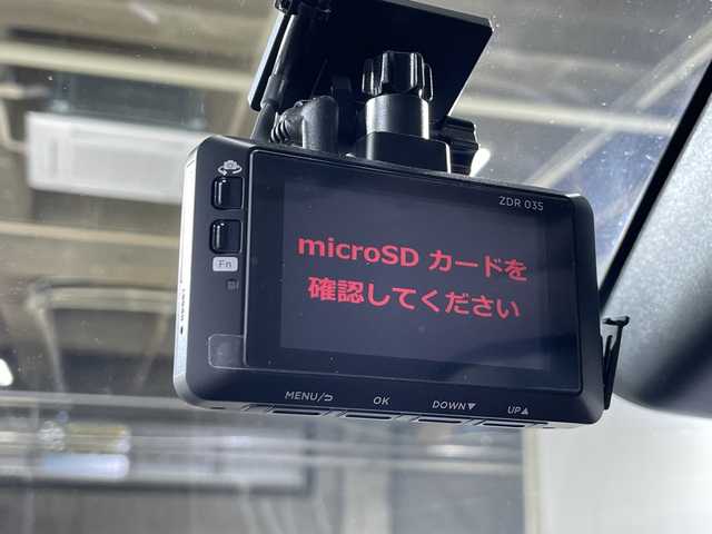 トヨタ ライズ Z 神奈川県 2022(令4)年 1.8万km ブラックマイカメタリック 社外SDナビ【CN-HE01WD】/AM/FM フルセグ Bluetooth　CD　DVD USB/バックカメラ/全車速追従機能付アダプティブクルーズコントロール/前席シートヒーター/前後ドライブレコーダー/ビルトインETC/スマートキー/スペアキー/スマートアシスト/純正LEDヘッドライト/フォグライト/オートライト/アダプティブドライビングハイビーム/純正17インチアルミホイール付きサマータイヤ/レーンキープコントロール/衝突回避支援ブレーキ/ビークルスタビリティコントロール/前後コーナーセンサー/盗難防止装置/アイドリングストップ