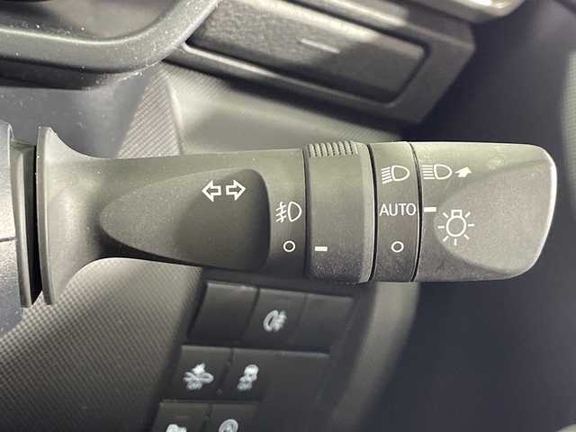 トヨタ ライズ Z 神奈川県 2022(令4)年 1.8万km ブラックマイカメタリック 社外SDナビ【CN-HE01WD】/AM/FM フルセグ Bluetooth　CD　DVD USB/バックカメラ/全車速追従機能付アダプティブクルーズコントロール/前席シートヒーター/前後ドライブレコーダー/ビルトインETC/スマートキー/スペアキー/スマートアシスト/純正LEDヘッドライト/フォグライト/オートライト/アダプティブドライビングハイビーム/純正17インチアルミホイール付きサマータイヤ/レーンキープコントロール/衝突回避支援ブレーキ/ビークルスタビリティコントロール/前後コーナーセンサー/盗難防止装置/アイドリングストップ