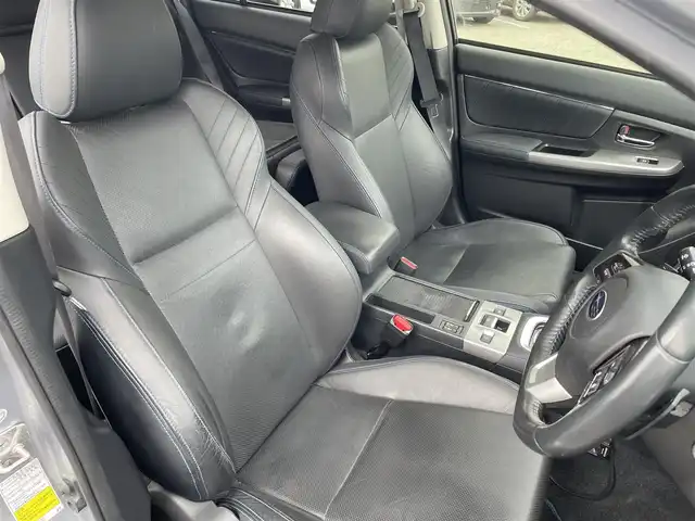 スバル レヴォーグ 1．6GT－S アイサイト 東京都 2014(平26)年 9.8万km アイスシルバーメタリック (株)IDOMが運営する【じしゃロン昭島店】の自社ローン専用車両になります。こちらは現金またはオートローンご利用時の価格です。自社ローンご希望の方は別途その旨お申付け下さい/ディーラーOPナビ/BT/フルセグTV/CD/DVD/ワンオーナー/バックカメラ/ETC付/パワーシート（D＋N）/シートヒーター（D+N）/レザーシート/LEDライト/USB入力端子/スマートキー/コーナーセンサー（前後）/電動格納ミラー/純正フロアマット