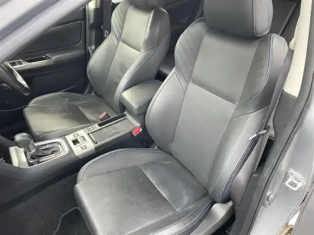 スバル レヴォーグ 1．6GT－S アイサイト 東京都 2014(平26)年 9.8万km アイスシルバーメタリック (株)IDOMが運営する【じしゃロン昭島店】の自社ローン専用車両になります。こちらは現金またはオートローンご利用時の価格です。自社ローンご希望の方は別途その旨お申付け下さい/ディーラーOPナビ/BT/フルセグTV/CD/DVD/ワンオーナー/バックカメラ/ETC付/パワーシート（D＋N）/シートヒーター（D+N）/レザーシート/LEDライト/USB入力端子/スマートキー/コーナーセンサー（前後）/電動格納ミラー/純正フロアマット