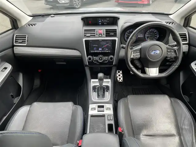 スバル レヴォーグ 1．6GT－S アイサイト 東京都 2014(平26)年 9.8万km アイスシルバーメタリック (株)IDOMが運営する【じしゃロン昭島店】の自社ローン専用車両になります。こちらは現金またはオートローンご利用時の価格です。自社ローンご希望の方は別途その旨お申付け下さい/ディーラーOPナビ/BT/フルセグTV/CD/DVD/ワンオーナー/バックカメラ/ETC付/パワーシート（D＋N）/シートヒーター（D+N）/レザーシート/LEDライト/USB入力端子/スマートキー/コーナーセンサー（前後）/電動格納ミラー/純正フロアマット