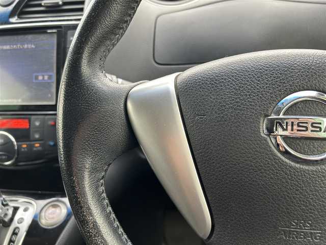 日産 セレナ ハイウェイS S HV Aセーフ 福岡県 2014(平26)年 9.8万km ダイヤモンドブラック 衝突軽減ブレーキ/クルーズコントロール/純正HDDナビ/Bluetoothオーディオ/USB接続/アラウンドビューモニター/フルセグTV/ビルトインETC/後席モニター/前方ドライブレコーダー/両側パワースライドドア/純正フロアマット/純正アルミホイール/LEDヘッドライト/レーンキープアシスト