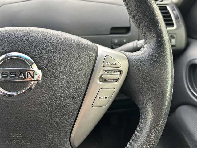 日産 セレナ ハイウェイS S HV Aセーフ 福岡県 2014(平26)年 9.8万km ダイヤモンドブラック 衝突軽減ブレーキ/クルーズコントロール/純正HDDナビ/Bluetoothオーディオ/USB接続/アラウンドビューモニター/フルセグTV/ビルトインETC/後席モニター/前方ドライブレコーダー/両側パワースライドドア/純正フロアマット/純正アルミホイール/LEDヘッドライト/レーンキープアシスト