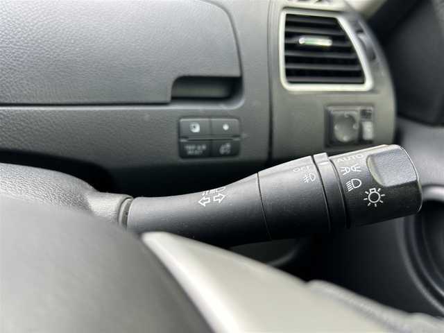 日産 セレナ ハイウェイS S HV Aセーフ 福岡県 2014(平26)年 9.8万km ダイヤモンドブラック 衝突軽減ブレーキ/クルーズコントロール/純正HDDナビ/Bluetoothオーディオ/USB接続/アラウンドビューモニター/フルセグTV/ビルトインETC/後席モニター/前方ドライブレコーダー/両側パワースライドドア/純正フロアマット/純正アルミホイール/LEDヘッドライト/レーンキープアシスト