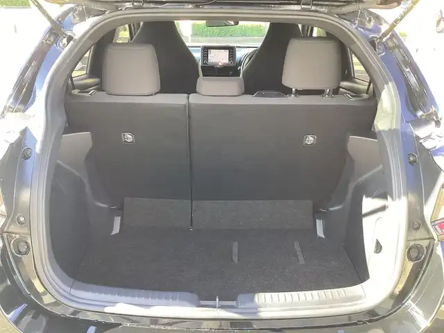 トヨタ ヤリス X 福島県 2022(令4)年 3.7万km ブラック  ト ヨ タ セ  ー フ テ  ィ セ ン ス/ 純 正 デ ィ ス プ レ イ オ ー デ ィ オ/ バ ッ ク カ メ ラ/ ブ ラ イ ン ド ス ポ ッ ト モ ニ タ ー/ ク リ ア ラ ン ス ソ ナ ー/ オ ー ト ラ イ ト/ 横 滑 り 防 止 / 電 動 格 納 ミ ラ ー/ 純 正 フ ロ ア マ ッ ト/ 取 扱 説 明 書