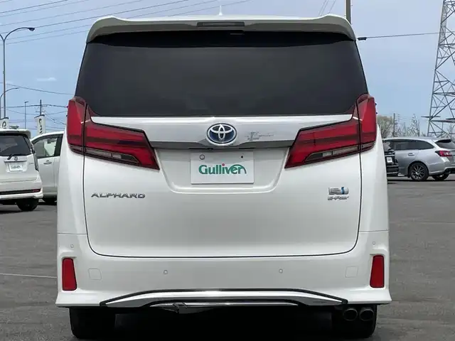 トヨタ アルファードハイブリット SR Cパッケージ 道央・札幌 2018(平30)年 10.4万km ホワイトパールクリスタルシャイン ４WD/TRDエアロ/JBLプレミアムサウンドシステム/純正ディーラーOPナビ/CD/DVD/BT/フルセグ/純正フリップダウンモニター/トヨタセーフティセンス/プリクラッシュセーフティ/横滑り防止装置/レーダークルーズコントロール/レーンキープアシスト/クリアランスソナー/ブラインドスポットモニター/パーキングサポートブレーキ/リアクロストラフィックアラート/ロードサインアシスト/アラウンドビューモニター/ビルトインETC2.0/ドライブレコーダー/デジタルインナーミラー/両側パワースライドドア/パワーバックドア/前席/２列目パワーシート/前席/２列目シートヒーター/前席エアシート/D席メモリーシート/N席/２列目オットマン/ステアリングリモコン/ハンドルヒーター/AC100V/電動パーキング/ブレーキホールド/プッシュスタート/スマートキー/LEDヘッドライト/オートライト/オートハイビーム/フォグランプ/電動格納ミラー/ウィンカーミラー/純正フロアマット/ドアバイザー/スペアキー/h粗衣社外AW付夏タイヤ積込/245/40/R20/2022年/山1mm