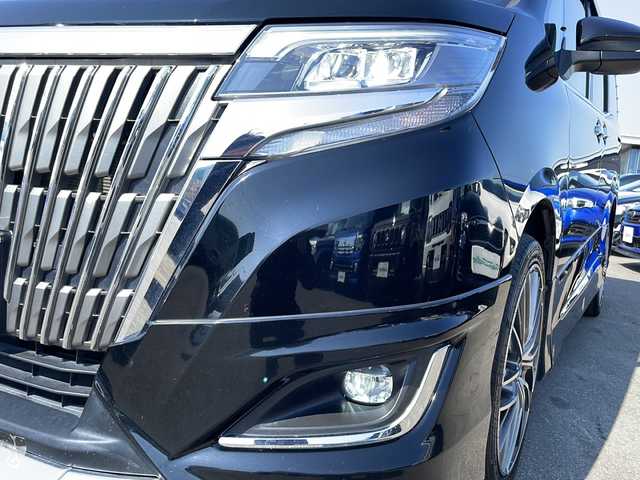 トヨタ エスクァイア Xi 道東・釧路十勝 2019(平31)年 7.9万km 黒 4WD/寒冷地仕様/純正ナビ　/　(AM/FM/CD/DVD/BT)/バックカメラ/片側パワースライドドア/社外18インチAW/純正フロアマット/ドアバイザー/MTモード付AT/アイドリングストップ/クルーズコントロール/レーンキープアシスト/オートライト/フォグランプ/盗難防止装置/ABS/横滑り防止装置/USB入力端子