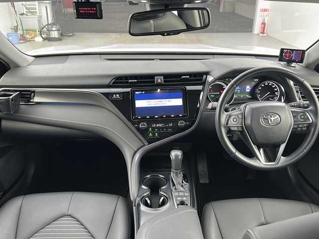 トヨタ カムリ WS 愛知県 2019(平31)年 4.2万km アティチュードブラックマイカ/プラチナホワイトパールマイカ 禁煙車/純正9インチナビ/（CD/DVD/Bluetooth/フルセグTV/AM/FM)/バックカメラ/トヨタセーフティセンス/・プリクラッシュセーフティ/・レーンキープアシスト/・オートマチックハイビーム/・追従式クルーズコントロール/・誤発進抑制機能/ブラインドスポットモニター/ETC/パワーシート/ドライブレコーダー/パドルシフト/純正アルミホイール/純正フロアマット/社外レーダー/スマートキー/プッシュスタート