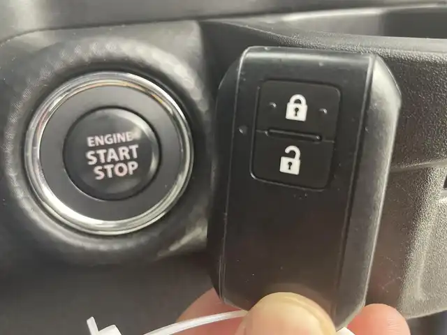 スズキ ハスラー HYBRID G 群馬県 2021(令3)年 5.3万km デニムブルー ガンメタリック 2トーン 社外７型ナビ　Ｂカメラ　衝突軽減ブレーキ　コーナーセンサー　オートライト　オートハイビーム　アイドリングストップ　シートヒーター　ＥＴＣ　プッシュスタート　スマートキー　スペアキー　純正アルミ　禁煙