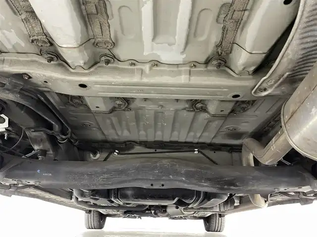 ホンダ フリード G ジャストセレクション 福島県 2012(平24)年 8.9万km アラバスターシルバーメタリック 純正9インチナビ：VXM-135VFNi/・フルセグ/CD/DVD/SD/USB/BT/FM/AM/・バックカメラ/・ETC/純正フリップダウンモニター/クルーズコントロール/両側パワースライドドア/3列シート/・チップアップシート/ウィンカーミラー/キセノンヘッドライト/・オートライト/ドアバイザー/純正フロアマット/スマートキー