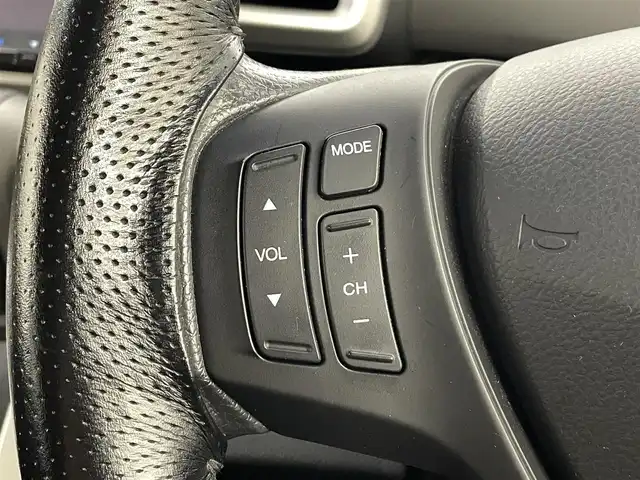 ホンダ フリード G ジャストセレクション 福島県 2012(平24)年 8.9万km アラバスターシルバーメタリック 純正9インチナビ：VXM-135VFNi/・フルセグ/CD/DVD/SD/USB/BT/FM/AM/・バックカメラ/・ETC/純正フリップダウンモニター/クルーズコントロール/両側パワースライドドア/3列シート/・チップアップシート/ウィンカーミラー/キセノンヘッドライト/・オートライト/ドアバイザー/純正フロアマット/スマートキー