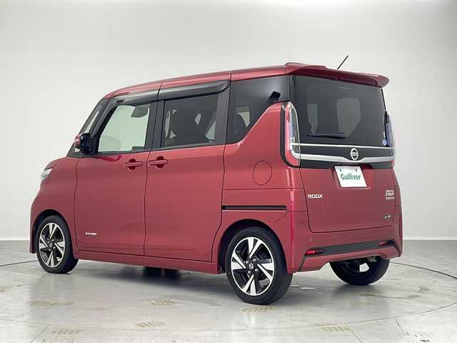 日産 ルークス ハイウェイスター Gターボ 茨城県 2021(令3)年 3.7万km スパークリングレッドM 純正ＳＤナビ/全方位カメラ/エアシート/ＵＳＢ/Ｂｌｕｅｔｏｏｔｈ/ＥＴＣ/片側パワースライドドア/カーテンエアバッグ/スマートキー/純正アルミホイール/ＬＥＤヘッドライト