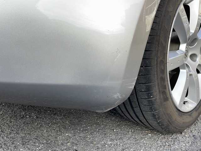 日産 フェアレディ Ｚ バージョンT 宮崎県 2004(平16)年 12.2万km ダイヤモンドシルバー SDナビ/フルセグテレビ/Bluetooth/CDチェンジャー/DVD再生可/ETC/LEDヘッドライト/パワーウィンドウ/パワーステアリング/TCS/マフラーＹｏｓｓｏ